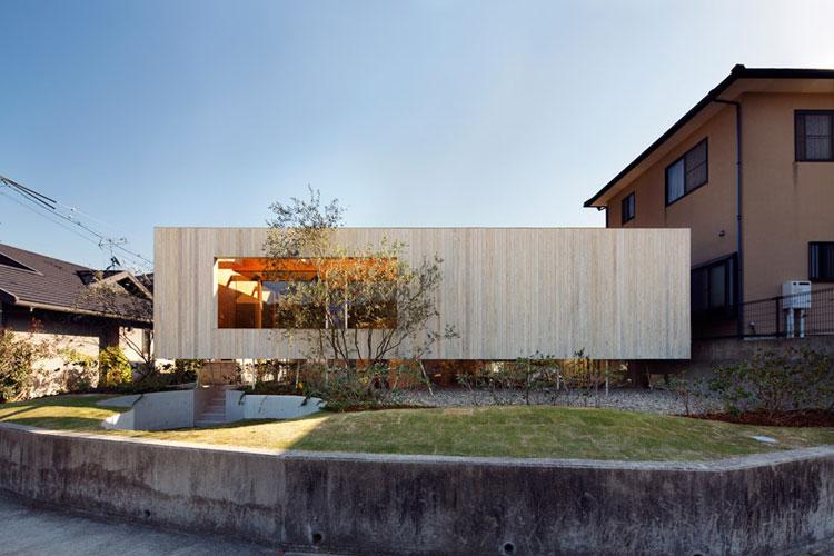 Pit House, Okayama, Japan // UID Architects.