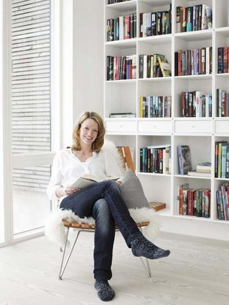 vitra decoración suelos de Dinesen suelo de madera de diseño de lujo sillas Gubi 5 sillas eames puro estilo nórdico decoración puro estilo nórdico muebles de ikea muebles de diseño nórdico muebles de diseño italianos muebles de diseño americanos mesa Cicognino los electrodomésticos de Gaggenau las sillas LC1 de Le Corbusier lámparas de diseño fritz hansen decoración el sillón PK22 de Poul Kjærholm para Fritz Hansen diseño de interiores decorar casas decoración supercasas super casas decoración muebles de diseño decoración minimalista salón cocina decoración en blanco decoración de interiores cocina de Bulthaup casas con grandes ventanales decoración blog interiorismo blog interiores blog estilo nórdico blog decoración 