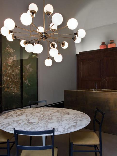 Lo viejo y lo nuevo en un apartamento de Milán