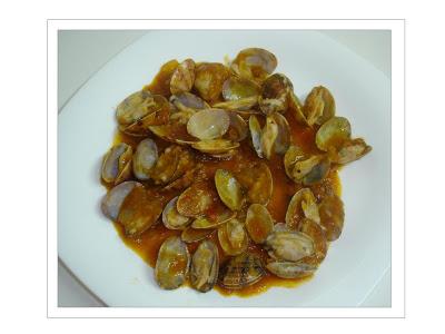 Almejas a la marinera