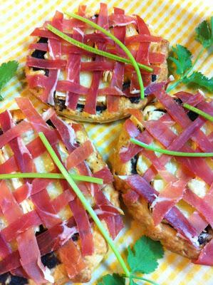 Tartaletas De Serrano Y Camembert