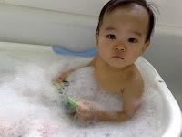 Baños con burbujas: ¿bueno o malo para los niños?