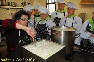 COMO ELABORAR QUESO PASO A PASO. TALLER DE QUESO. SEMANA DE LA PAZ.