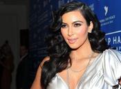 Kardashian quiere ponerle ropa cuero bebé