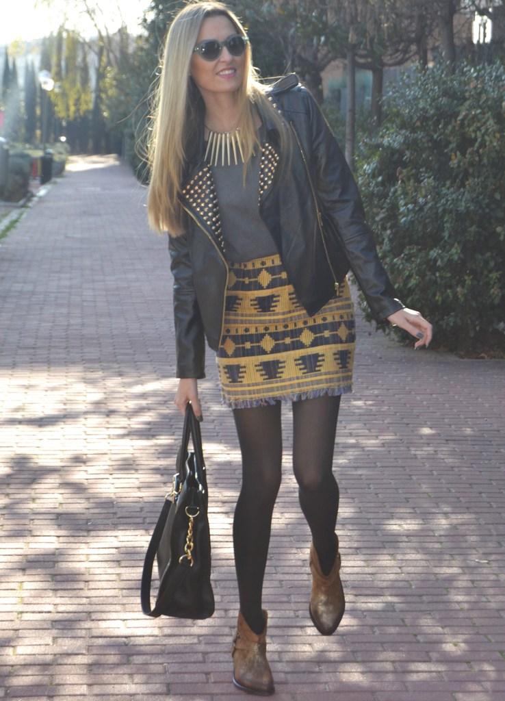 Aztec skirt with a different style