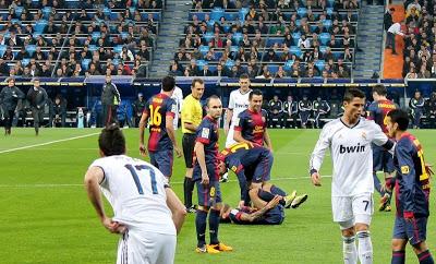 Real Madrid - Barcelona: El Madrid contiene al Barcelona