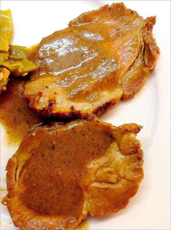 CERDO EN SALSA DE CEBOLLA 2