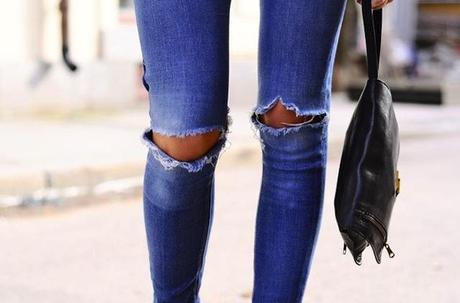 RIPPED DENIM