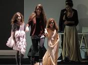 Barcelona Fashion. Tercer (I): Katarina Grey, Miriam Ponsa, Juan Pedro López