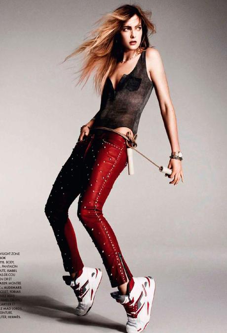 SHOPPING BAG: SNEAKERS