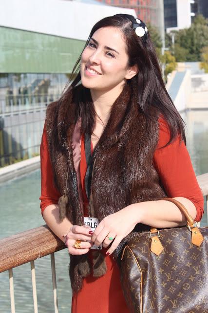 Look 080 Barcelona - Maroon Fur Vest