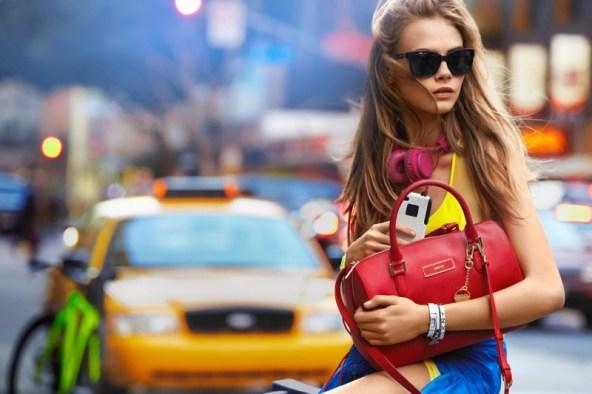 Cara Delevingne para  DKNY Primavera 2013.