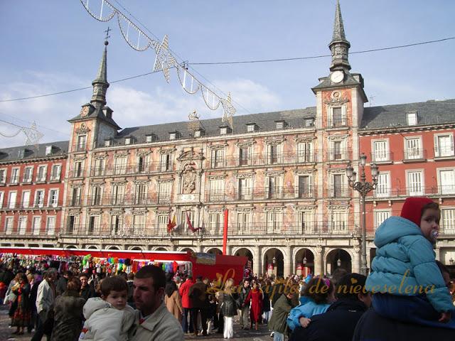 Madrid en tres plazas y algunas curiosidades