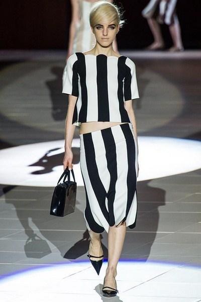 To the stake, Yes or No?. To the stake, Yes or No?.