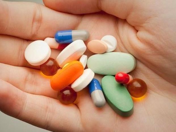 ¿Por qué se deben tomar los antibioticos cada 8 horas?