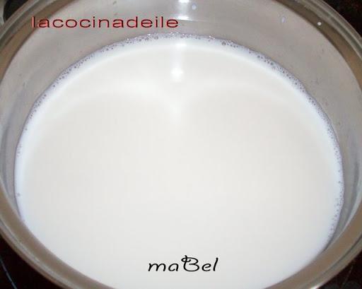 Miguelitos de la Roda - Hojaldre con crema