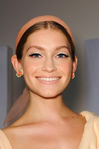 Tendencias primavera/verano 2013: maquillaje, uñas, peinados. Tendencias primavera/verano 2013: maquillaje, uñas, peinados.