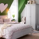 White-And-Green-Bed-Room-Interior-Design-Ideas-For-Homes-In-Yukon-Canada