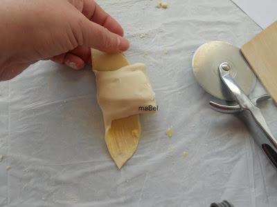 Paquetitos de hojaldre sin hojaldre (Guava Pastry)