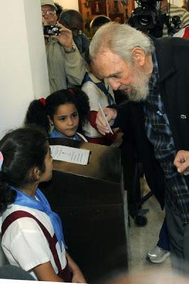 Fidel Castro ejerció su derecho al voto [Fotos y videos]
