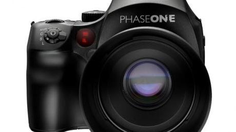 Phase-One-645-DF-camera-fr..