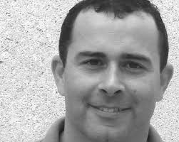 Carlos Elias Carlos Elías: o estrangulando el hálito de la divulgación científica en España