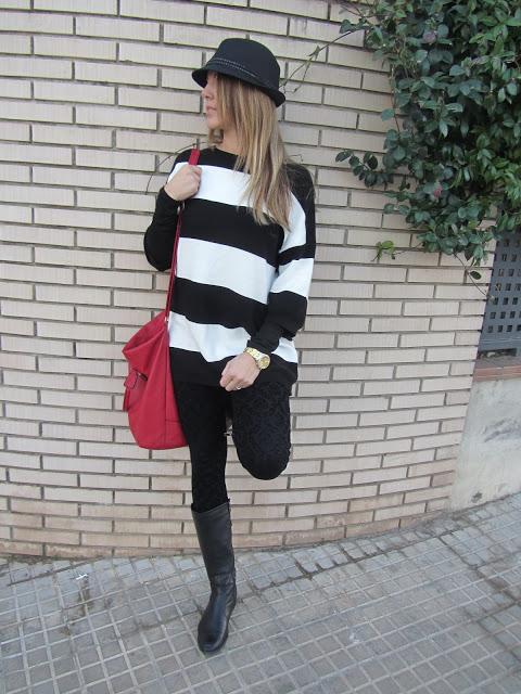 RAYA EN BLANCO Y NEGRO