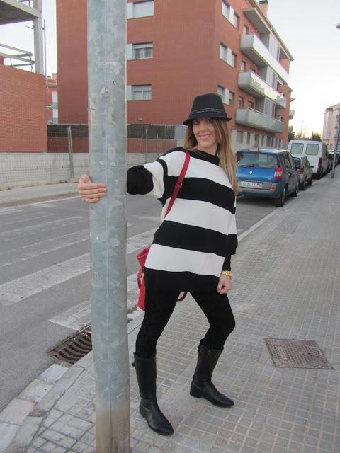 RAYA EN BLANCO Y NEGRO