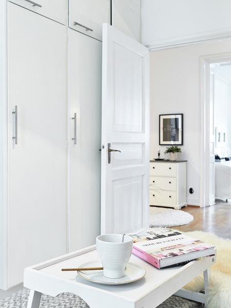 interiores suecos interiores nórdicos interior femenino diseño de interiores decorar salones decorar rosa decorar dormitorios decoración sueca decoración romántica decoración muebles ikea Decoración femenina   romántica en blanco gris y rosa decoración femenina decoración estilo nórdico decoración escandinava decoracion equilibrada armonica decoración en blanco decoración de interiores blog nórdico blog interiores blog decoración accesorios para el hogar accesorios articulos hogar decoración 