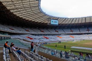 Estadio Mineirao multado tras su inauguración