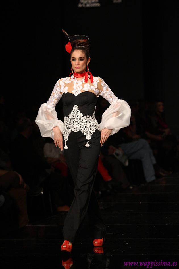 Sucedió en Sevilla: así interpreta el baile Rosalía Zahíno (SIMOF 2013)