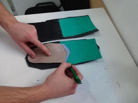 Las plantillas deportivas un elemento aconsejable para prevenir y tratar lesiones en los corredores. Reportaje completo del proceso de elaboración en Plantillas Deportivas Ianes... Desde ahora voy a entrenar y correr con ellas...!!! Las plantillas deportivas un elemento aconsejable para prevenir y tratar lesiones en los corredores. Reportaje completo del proceso de elaboración en Plantillas Deportivas Ianes... Desde ahora voy a entrenar y correr con ellas...!!!