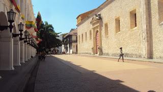 Cartagena (Colombia) - Disfrutando de un llamativo contraste