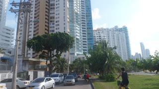 Cartagena (Colombia) - Disfrutando de un llamativo contraste