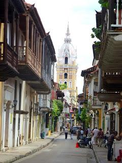 Cartagena (Colombia) - Disfrutando de un llamativo contraste