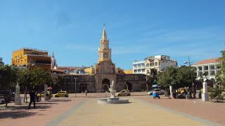 Cartagena (Colombia) - Disfrutando de un llamativo contraste