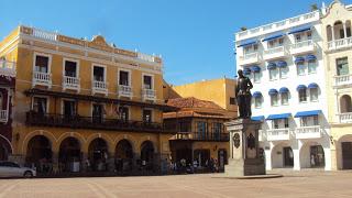 Cartagena (Colombia) - Disfrutando de un llamativo contraste