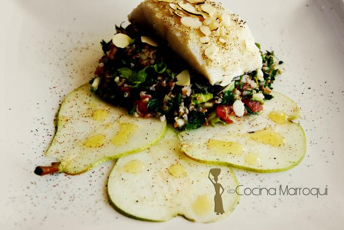 Taboule de bulgur con bacalao almendrado