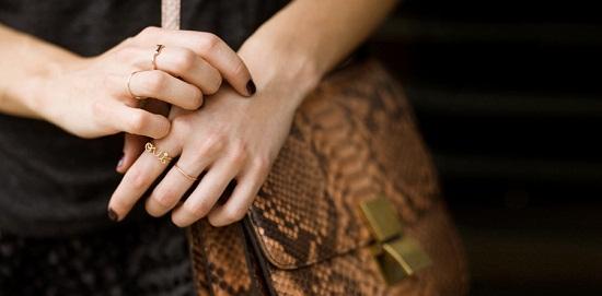 STYLE TIPS; THIN RINGS.-