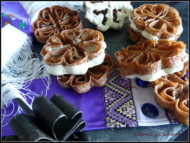 Flores de Chocolate bañadas en choco blanco