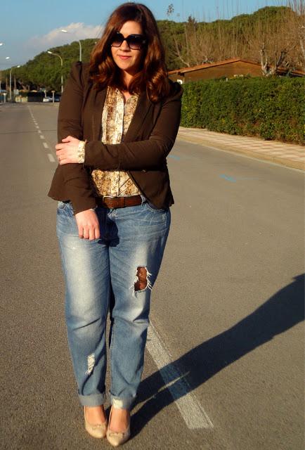 Blazer, Snake Print y Boyfriend Jeans