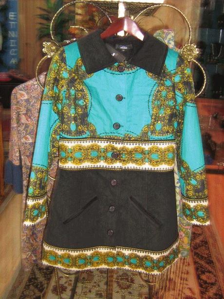 anigif thumb1 Caballo Blanco amplía sus marcas de moda 