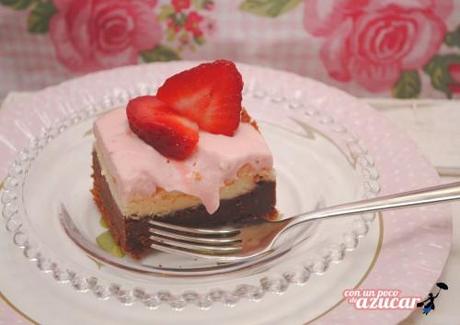 Brownie Cheesecake de fresas