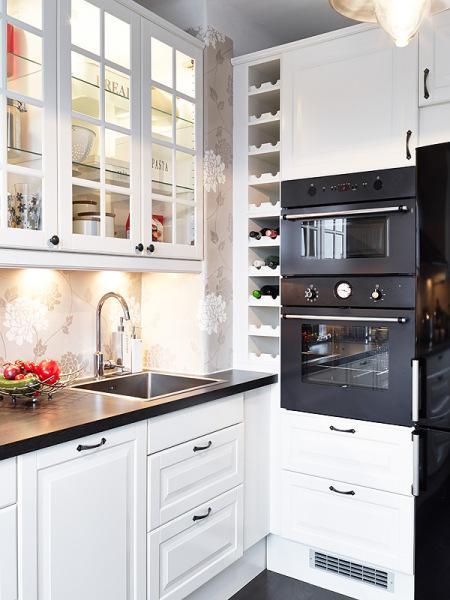 Estilo nórdico con aire de Hamptons vitrinas madera blanca decoración sofas de formas redondeadas blancos playas hamptons muebles nórdicos muebles de ikea muebles de diseño nórdicos mantas cojines textiles suecos lexington los hamptons inspiración fotos estilo sueco decoración Estilo nórdico con aire de Hamptons estilo nórdico diseño sueco lexington diseño nórdico diseño interiores diseño escandinavo decorar pisos decorar comedores rústicos modernos decoración muebles suecos decoración estilo hamptons decoración escandinava decoración de interiores decoración apartamentos pequeños cocinas rusticas modernas cocinas modernas cocinas blancas blog interiorismo blog estilo nórdico blog decoración nórdica