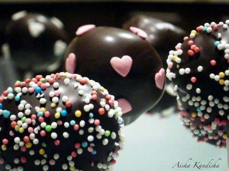 CAKE POPS