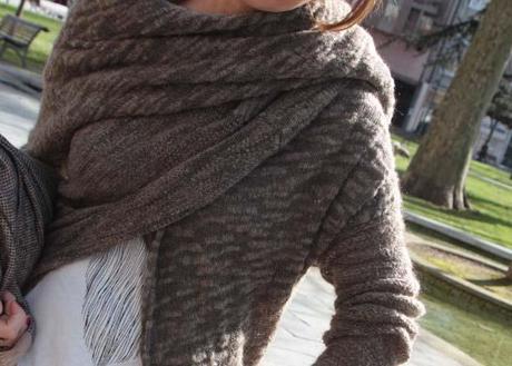 MaxiFular= bufanda, poncho…