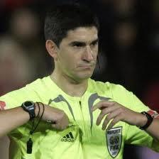 ¿ NACIDOS PARA ARBITRAR AL MADRID ?  (PARTE 1)