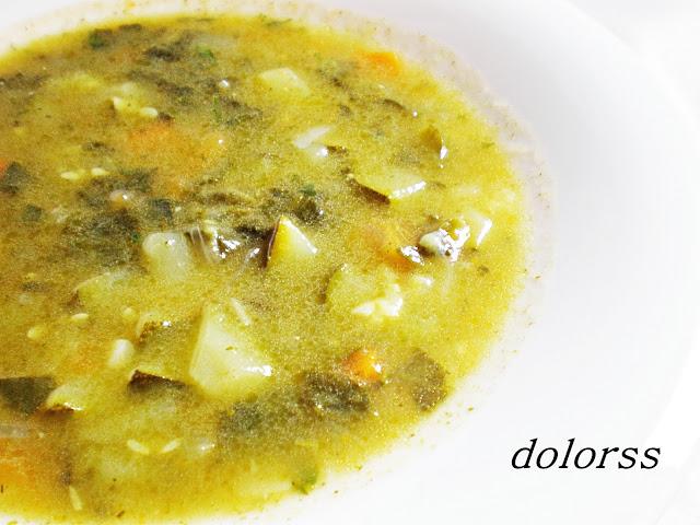 Menestra ligera de calabacín, zanahoria y espinacas