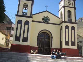 SAN MATEO: MOCHILEANDO EN LOS CONFINES DE HUAROCHIRÍ SAN MATEO: MOCHILEANDO EN LOS CONFINES DE HUAROCHIRÍ