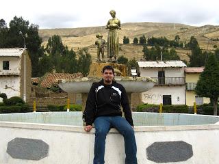 HUARAZ III: CHAVIN DE HUANTAR Y QUEROCOCHA